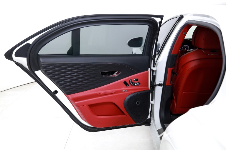 Used-2021-Bentley-Flying-Spur-V8