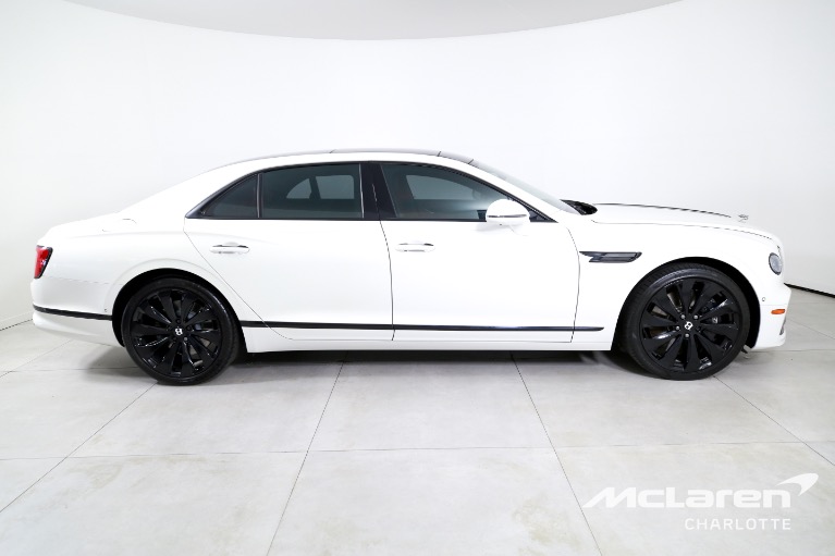 Used-2021-Bentley-Flying-Spur-V8