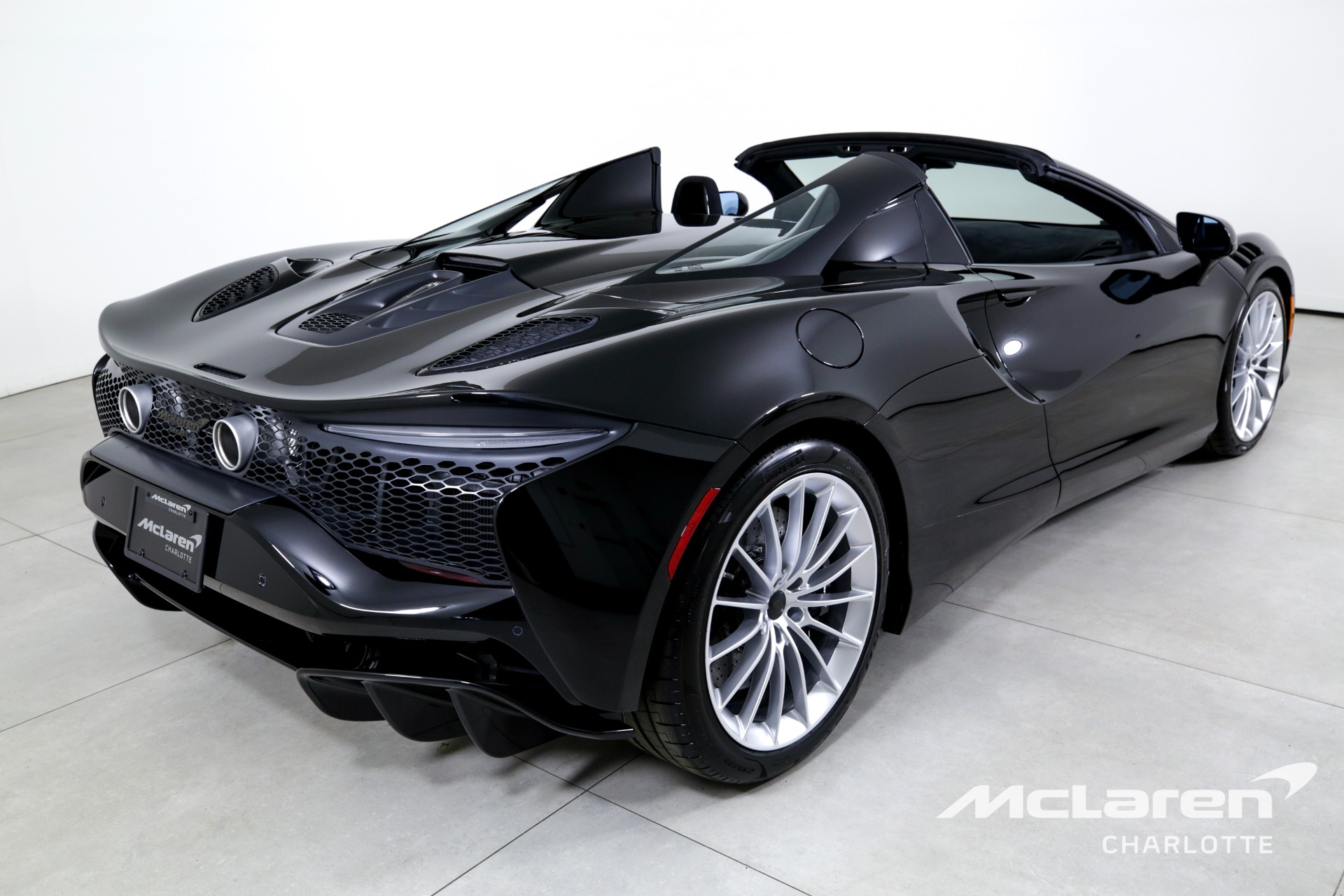 Used 2025 McLaren Artura Spider | Charlotte, NC