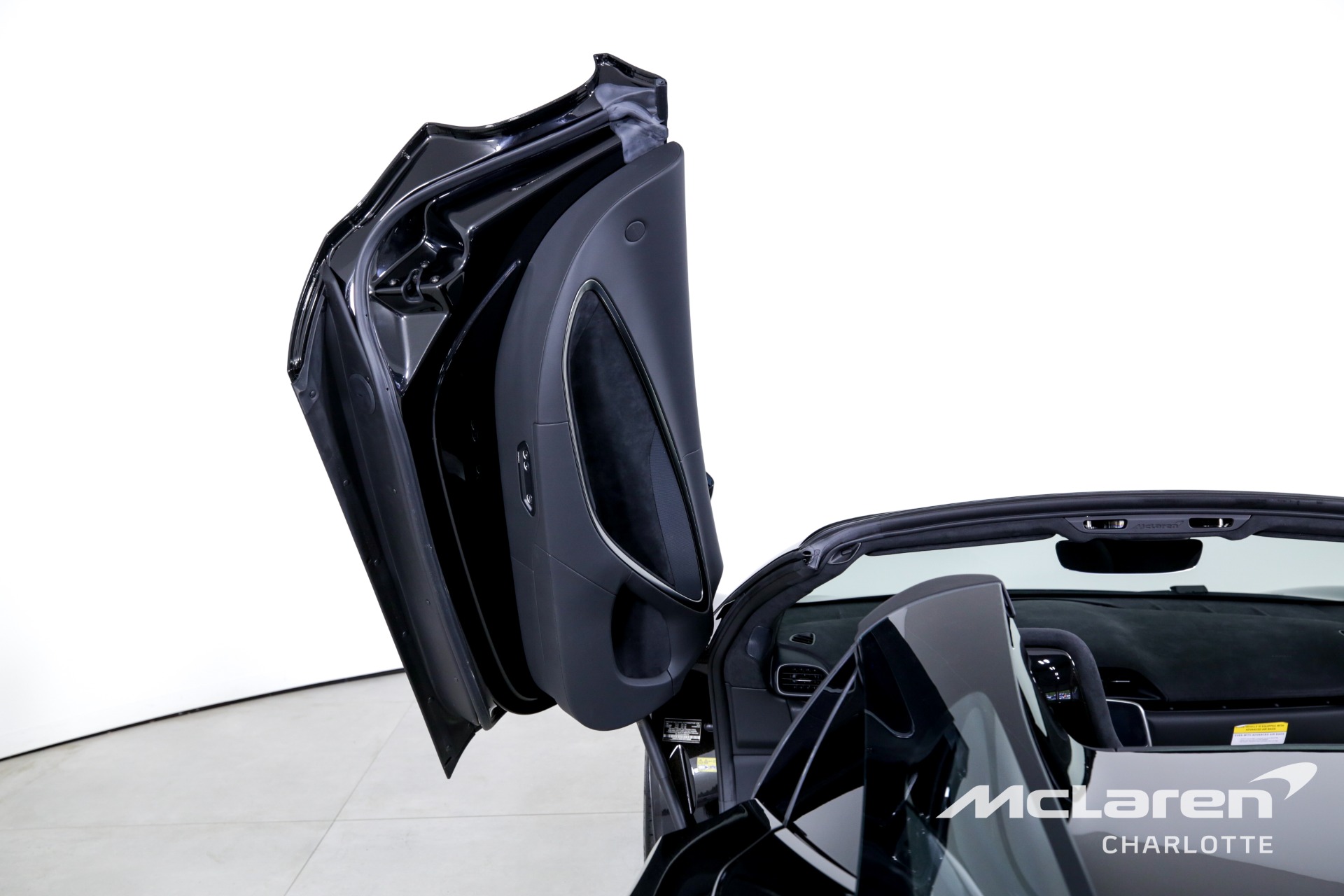 Used 2025 McLaren Artura Spider | Charlotte, NC