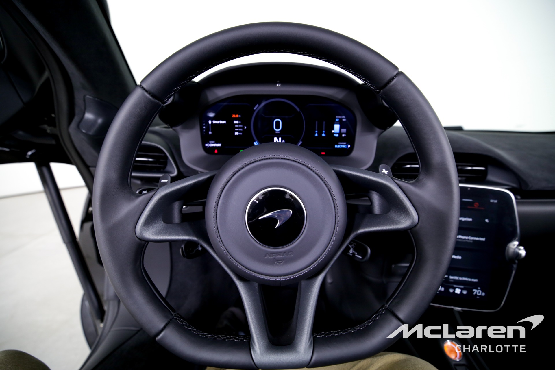 Used 2025 McLaren Artura Spider | Charlotte, NC