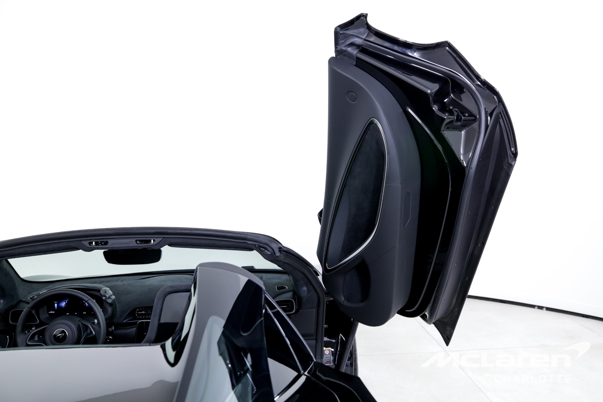 Used 2025 McLaren Artura Spider | Charlotte, NC