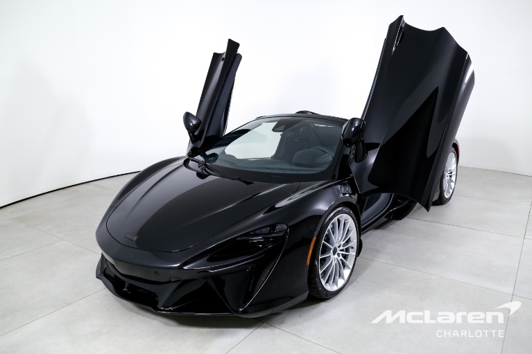 Used-2025-McLaren-Artura-Spider