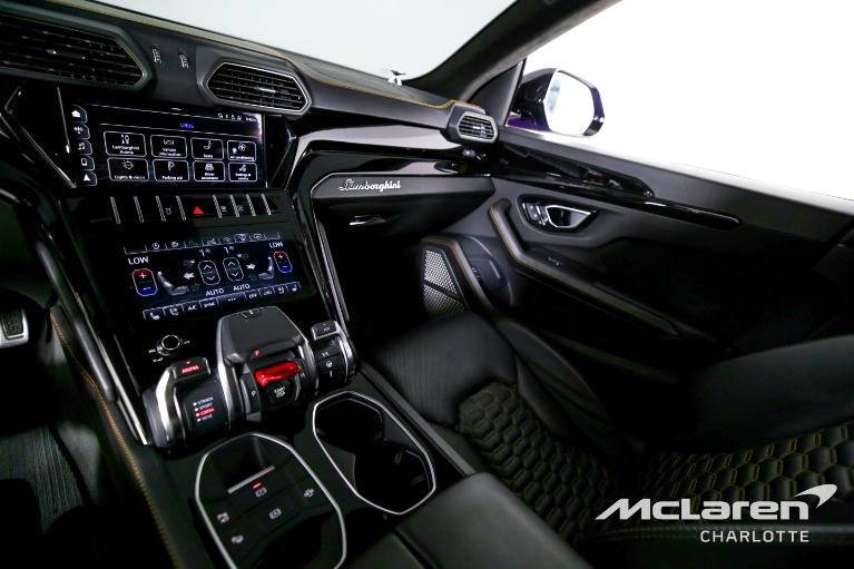 Used-2021-Lamborghini-Urus