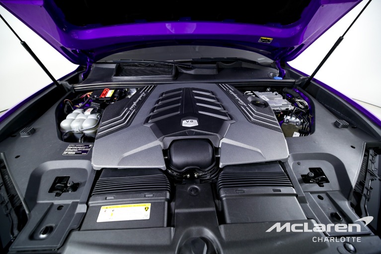 Used-2021-Lamborghini-Urus