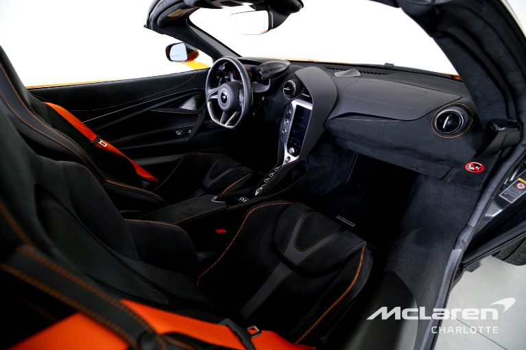 Used-2024-McLaren-750S-Spider