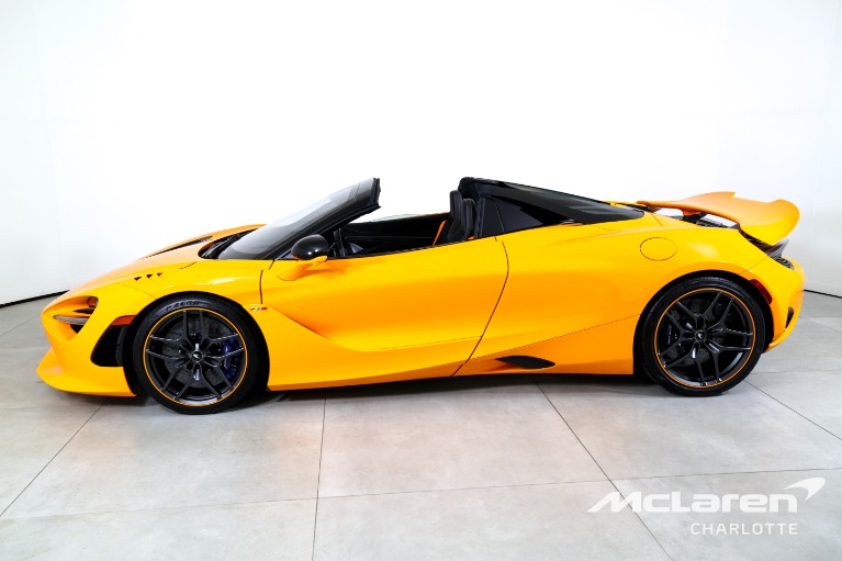 Used-2024-McLaren-750S-Spider