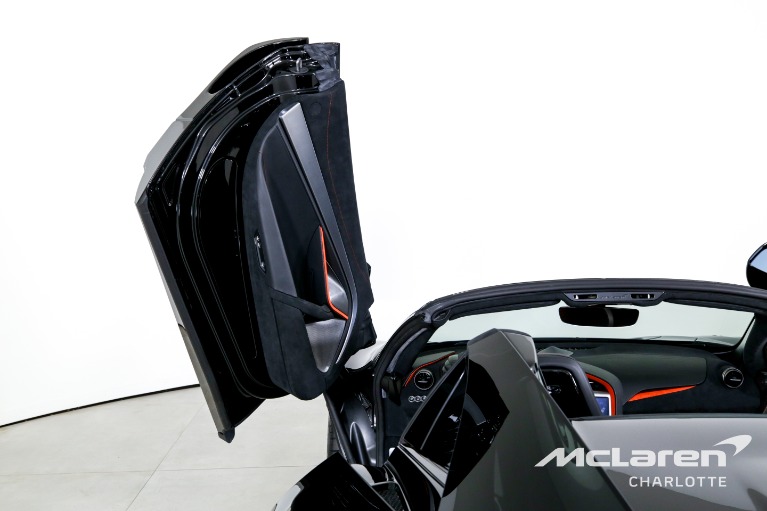 Used-2024-McLaren-750S-Spider