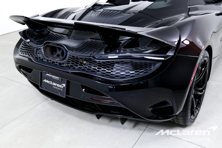 Used-2024-McLaren-750S-Spider