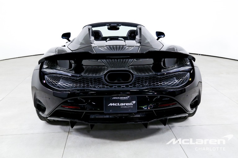 Used-2024-McLaren-750S-Spider