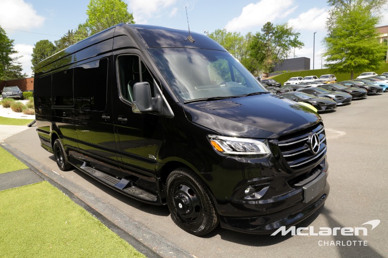 New-2025-Mercedes-Benz-Sprinter-3500XD