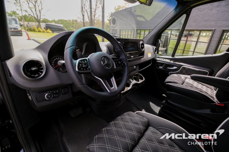 New-2024-Mercedes-Benz-Sprinter-3500XD