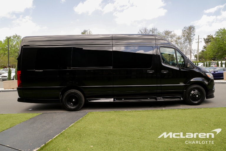 New-2024-Mercedes-Benz-Sprinter-3500XD