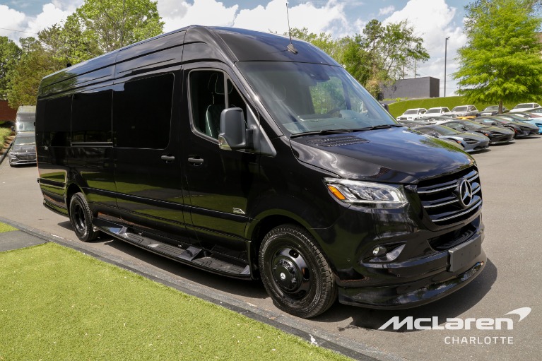 New-2025-Mercedes-Benz-Sprinter-3500XD