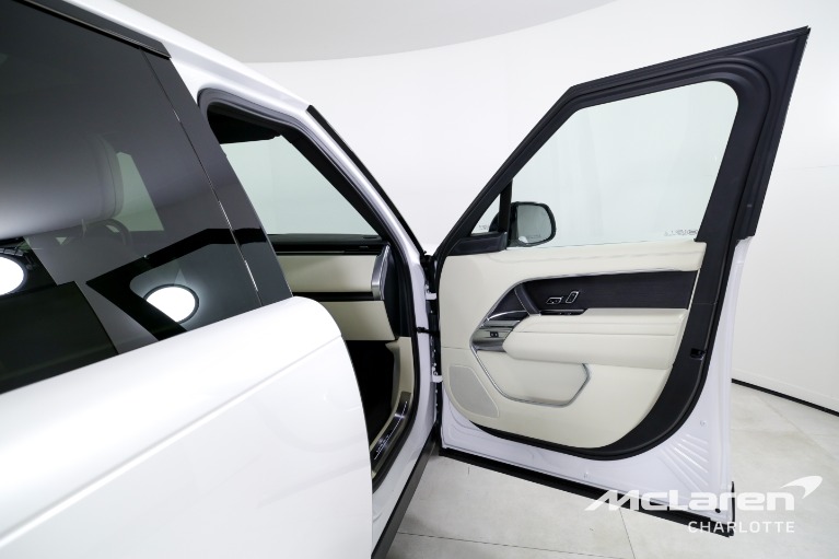 Used-2024-Land-Rover-Range-Rover-P400-SE-LWB