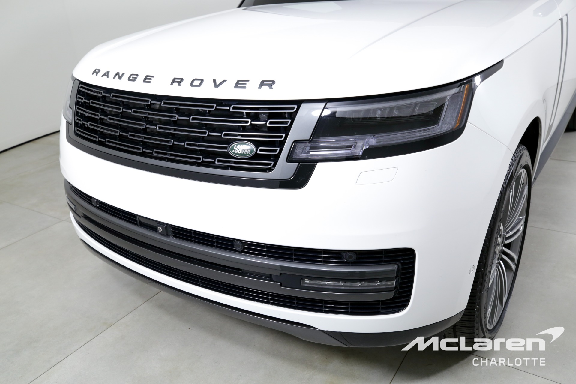 Used 2024 Land Rover Range Rover P400 SE LWB | Charlotte, NC