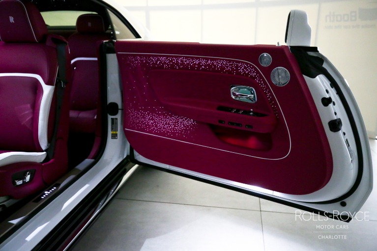Used-2024-Rolls-Royce-Spectre
