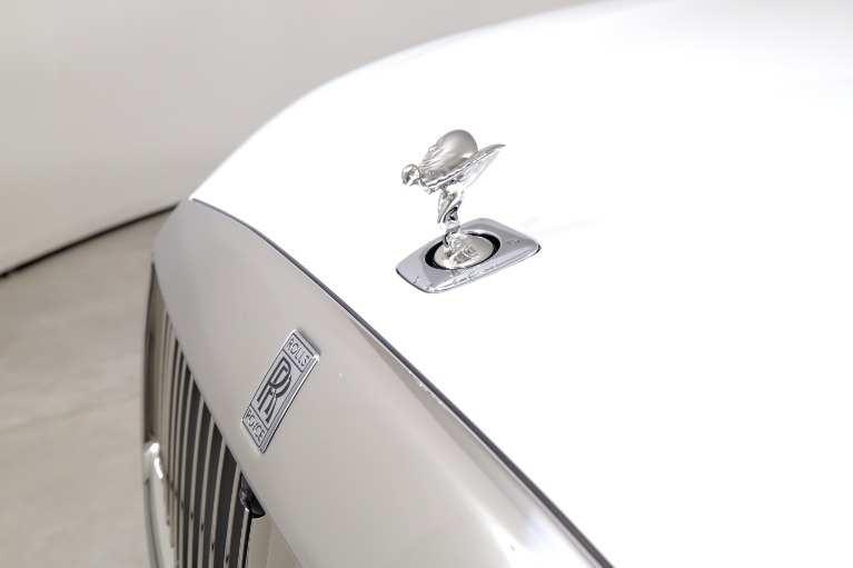 Used-2024-Rolls-Royce-Spectre