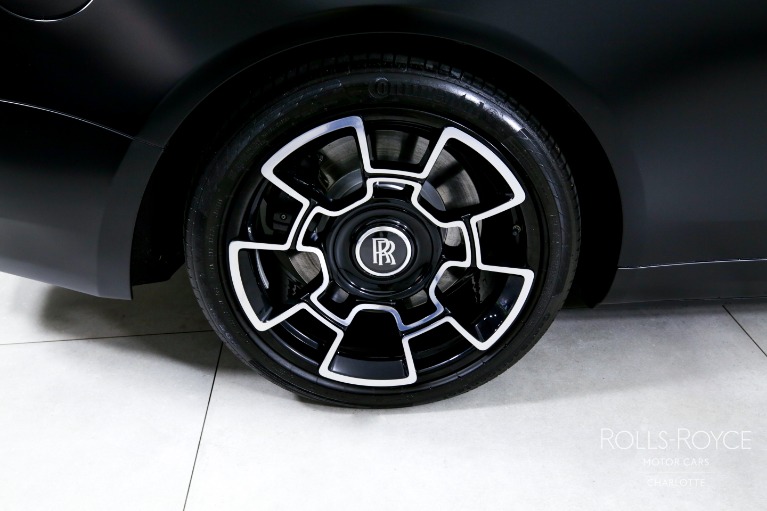 Used-2019-Rolls-Royce-Black-Badge-Dawn-Black-Badge