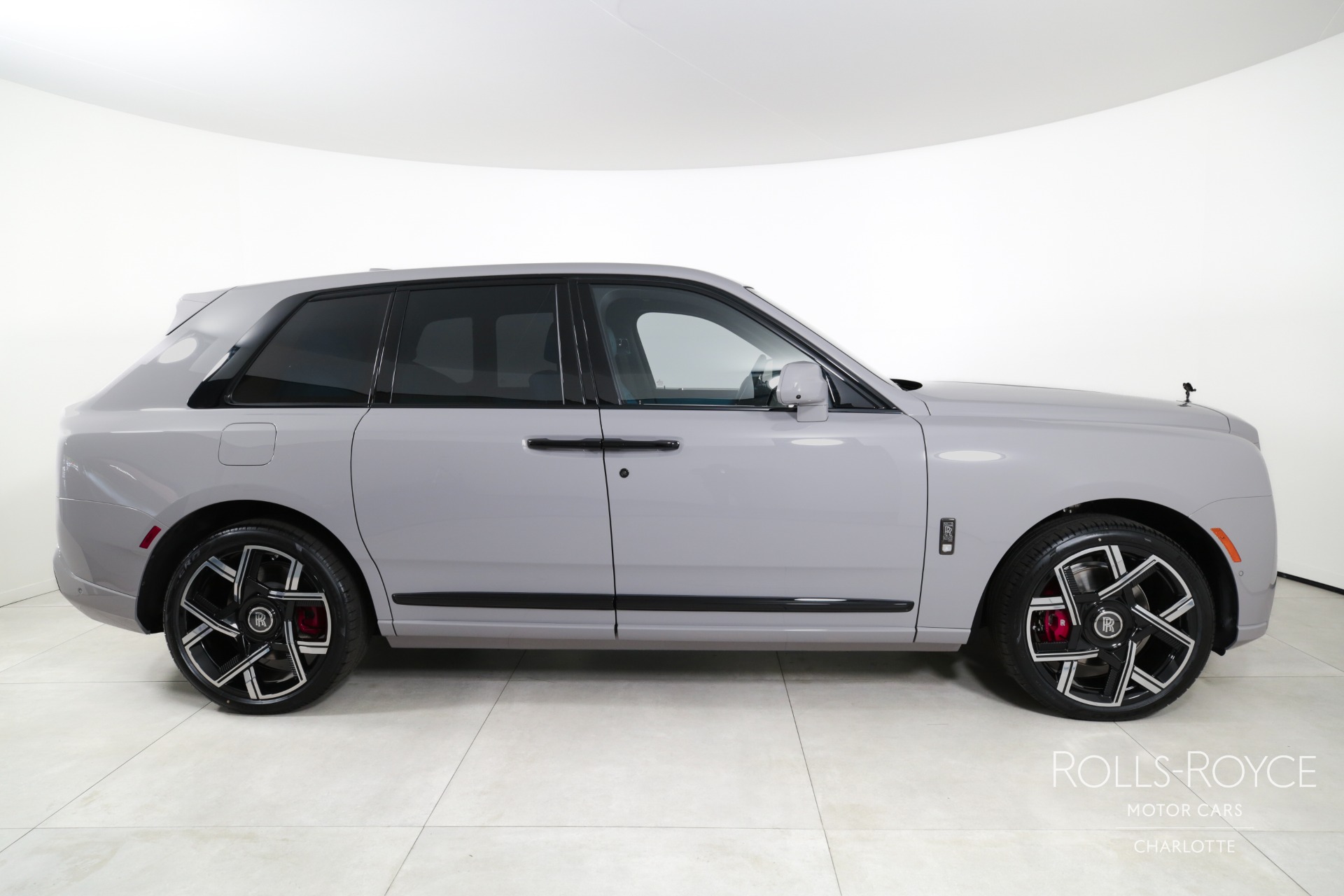 New 2025 Rolls-Royce Black Badge Cullinan | Charlotte, NC