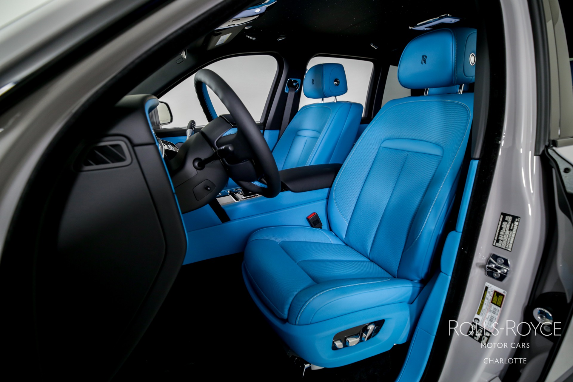 New 2025 Rolls-Royce Black Badge Cullinan | Charlotte, NC