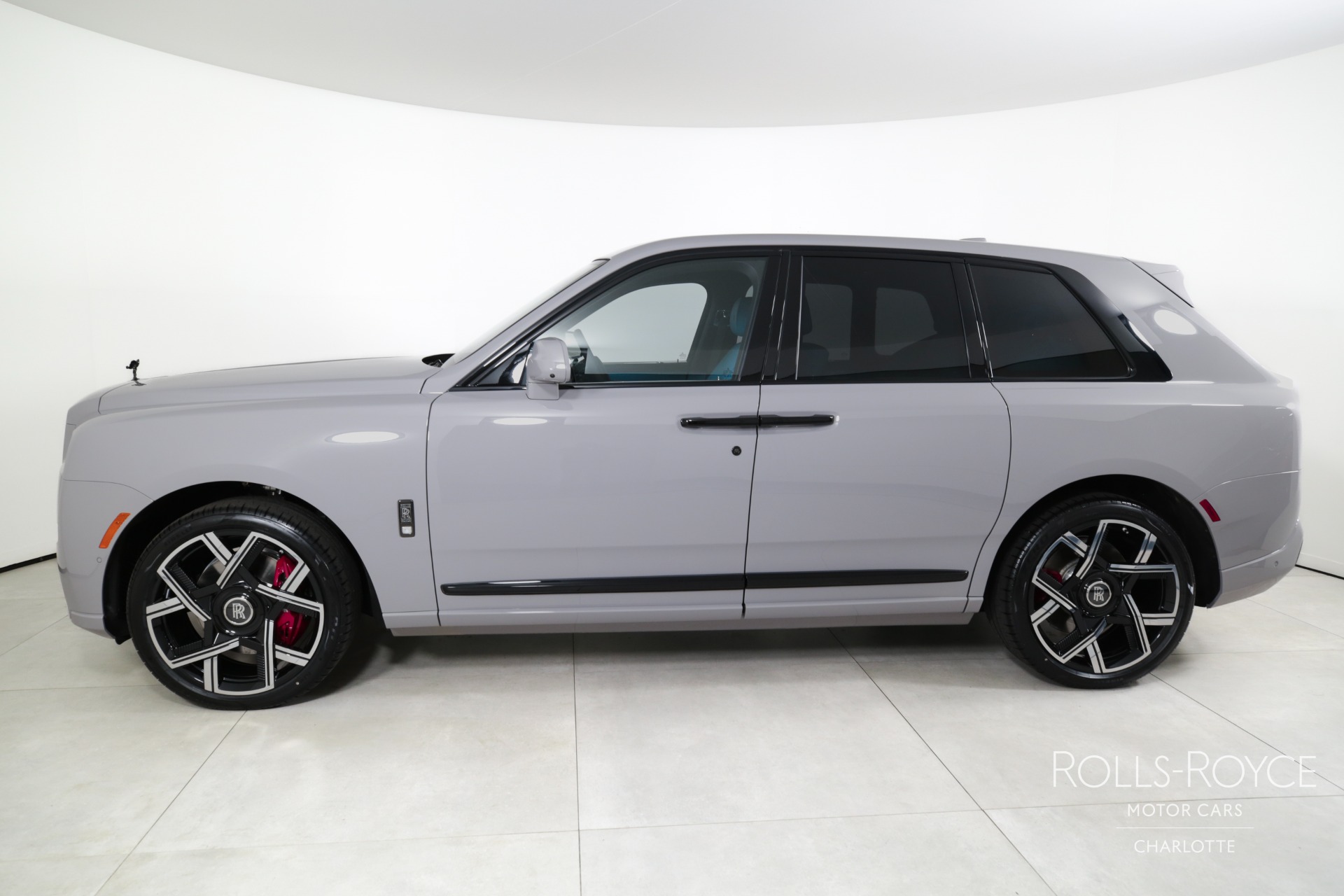New 2025 Rolls-Royce Black Badge Cullinan | Charlotte, NC