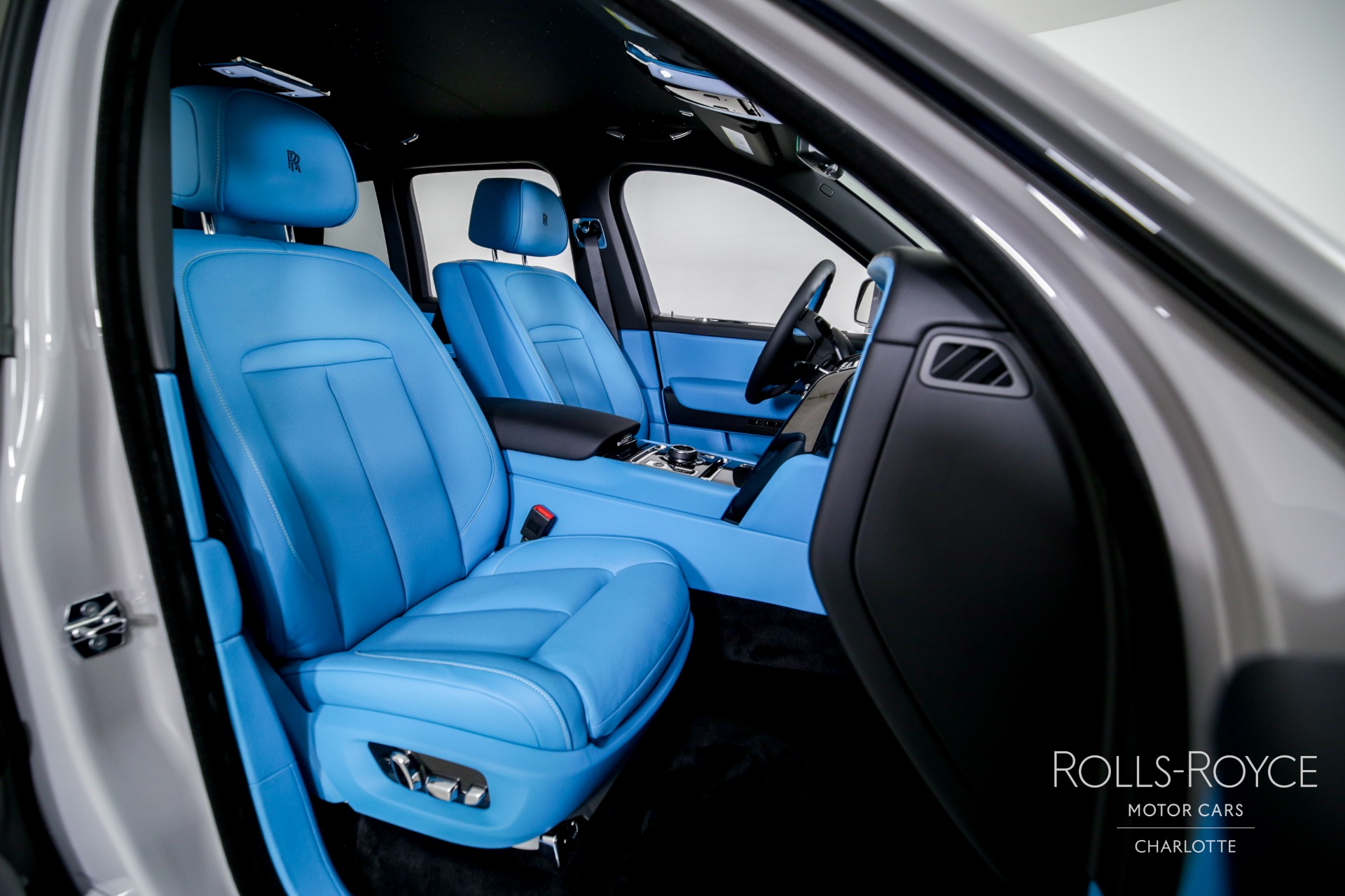 New 2025 Rolls-Royce Black Badge Cullinan | Charlotte, NC