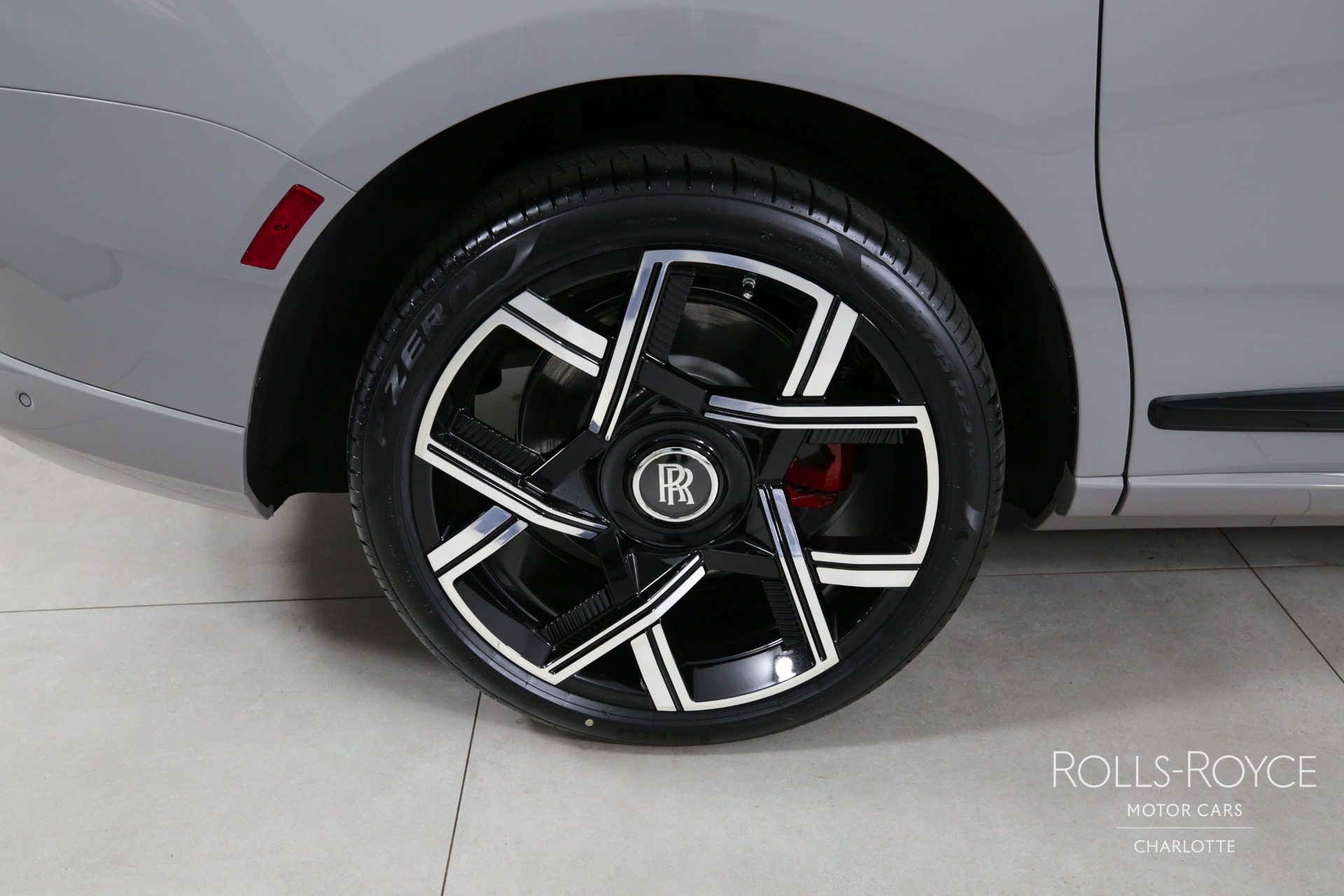 New 2025 Rolls-Royce Black Badge Cullinan | Charlotte, NC