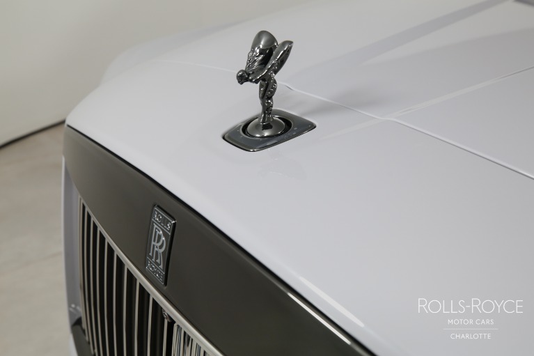 New-2025-Rolls-Royce-Black-Badge-Cullinan