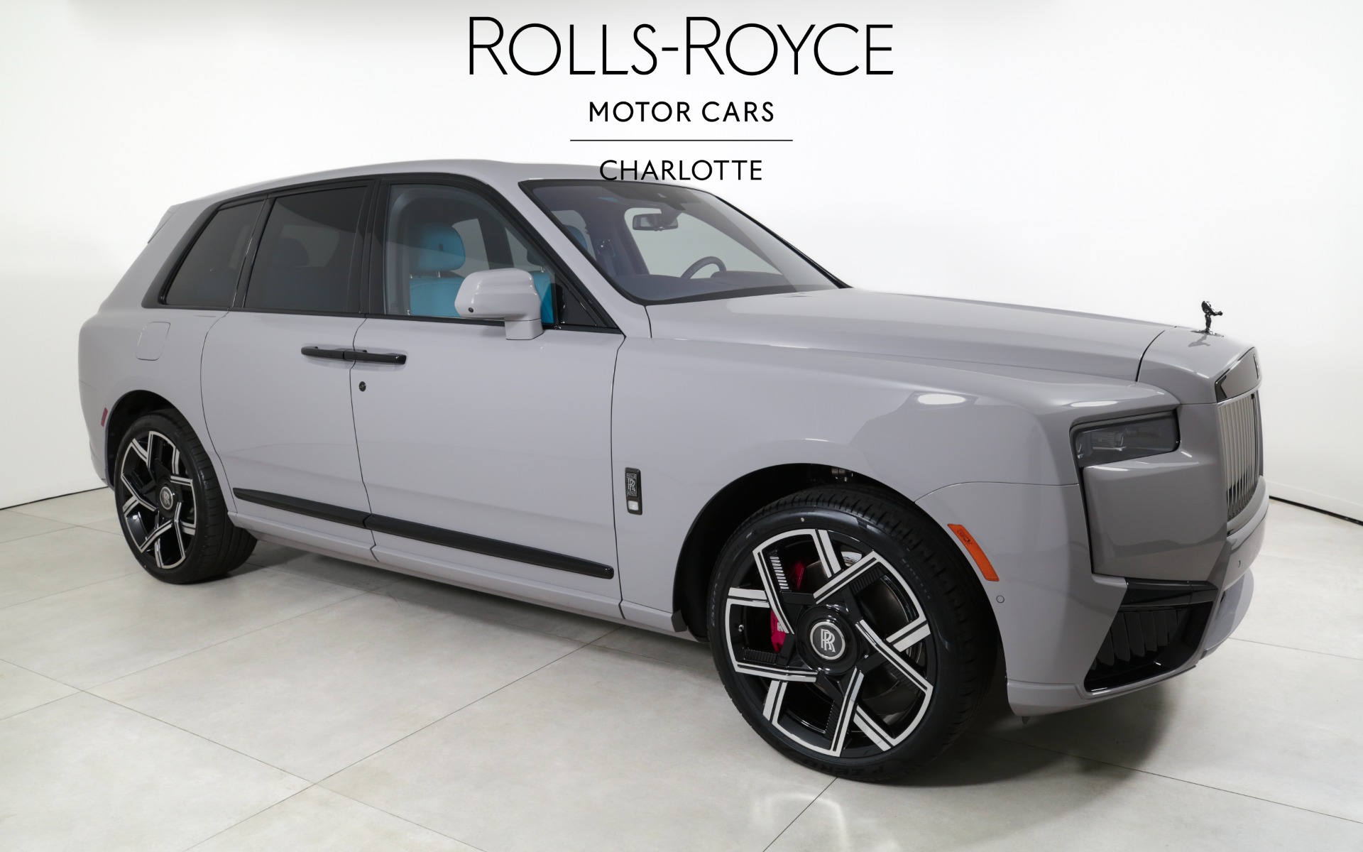 New 2025 Rolls-Royce Black Badge Cullinan | Charlotte, NC