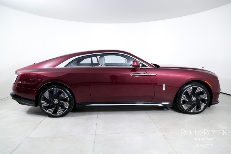 Used-2024-Rolls-Royce-Spectre