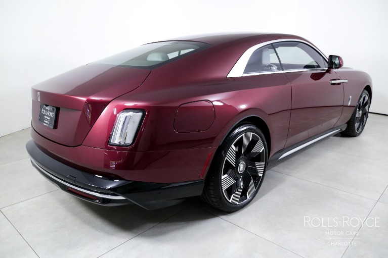 Used-2024-Rolls-Royce-Spectre