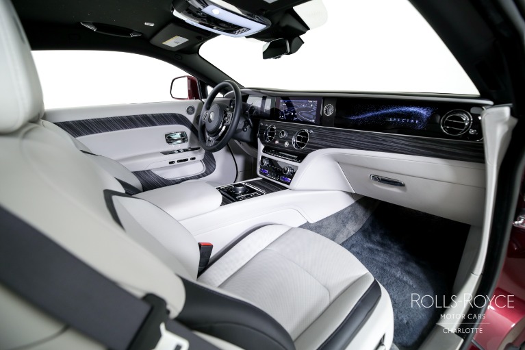Used-2024-Rolls-Royce-Spectre