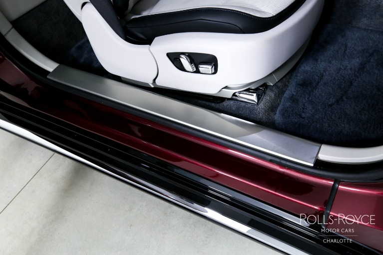 Used-2024-Rolls-Royce-Spectre