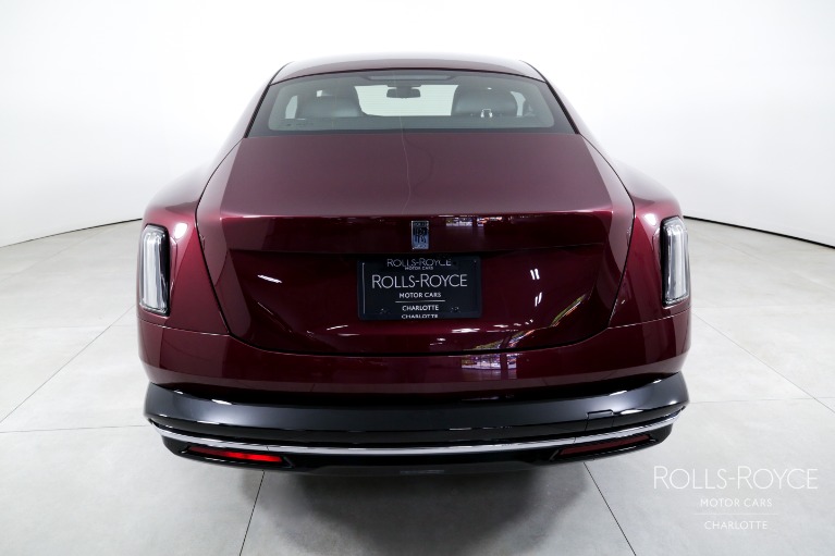 Used-2024-Rolls-Royce-Spectre
