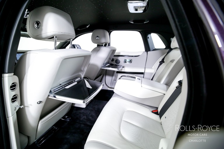 Used-2024-Rolls-Royce-Ghost