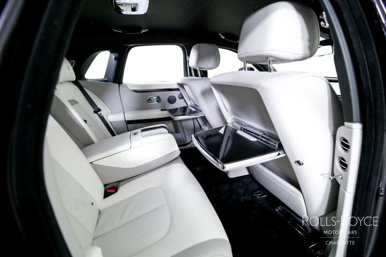 Used-2024-Rolls-Royce-Ghost