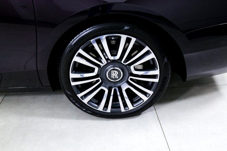 Used-2024-Rolls-Royce-Ghost