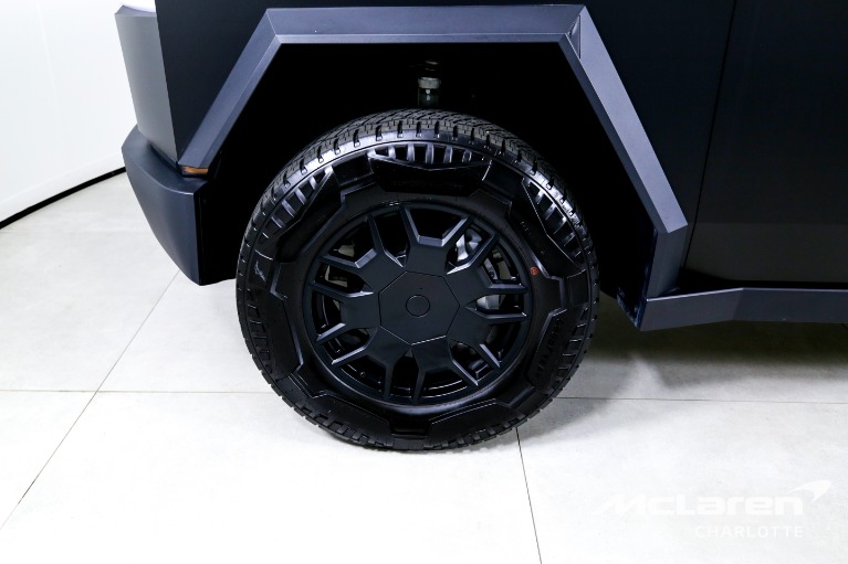 Used-2024-Tesla-Cybertruck