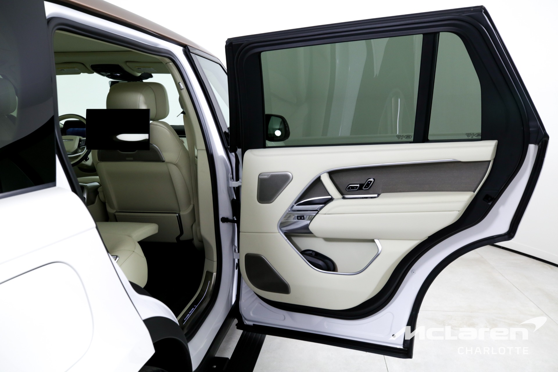 Used 2024 Land Rover Range Rover P615 SV LWB | Charlotte, NC