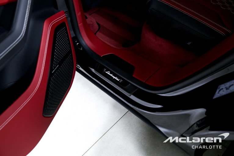 Used-2023-Lamborghini-Urus-S