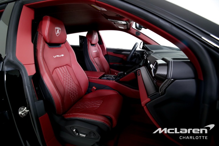 Used-2023-Lamborghini-Urus-S