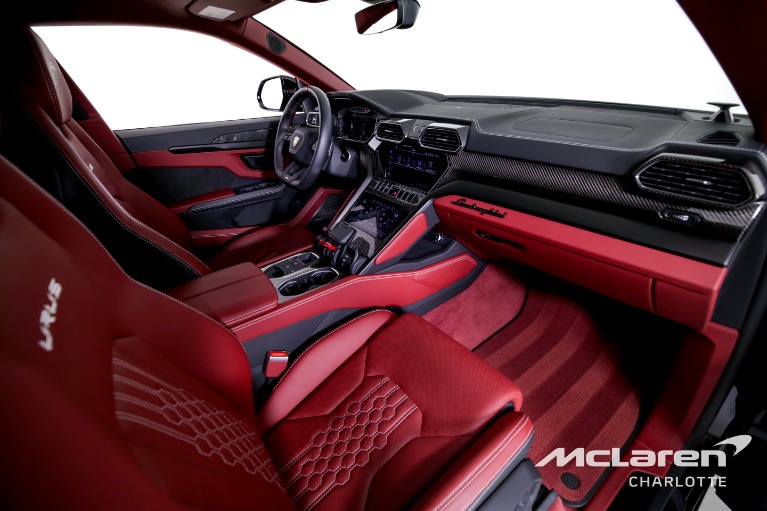 Used-2023-Lamborghini-Urus-S