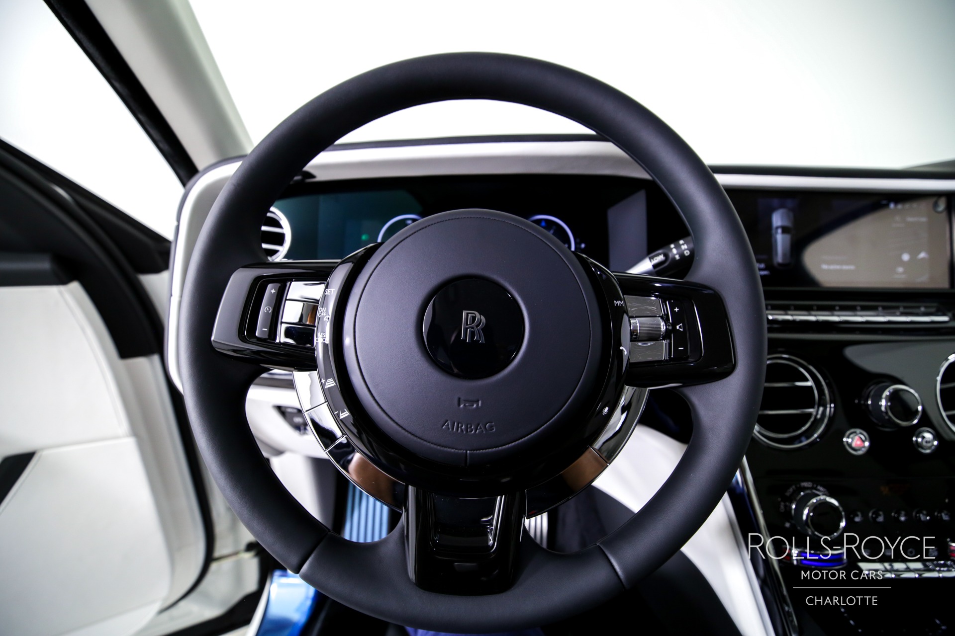 New 2025 Rolls-Royce Cullinan | Charlotte, NC