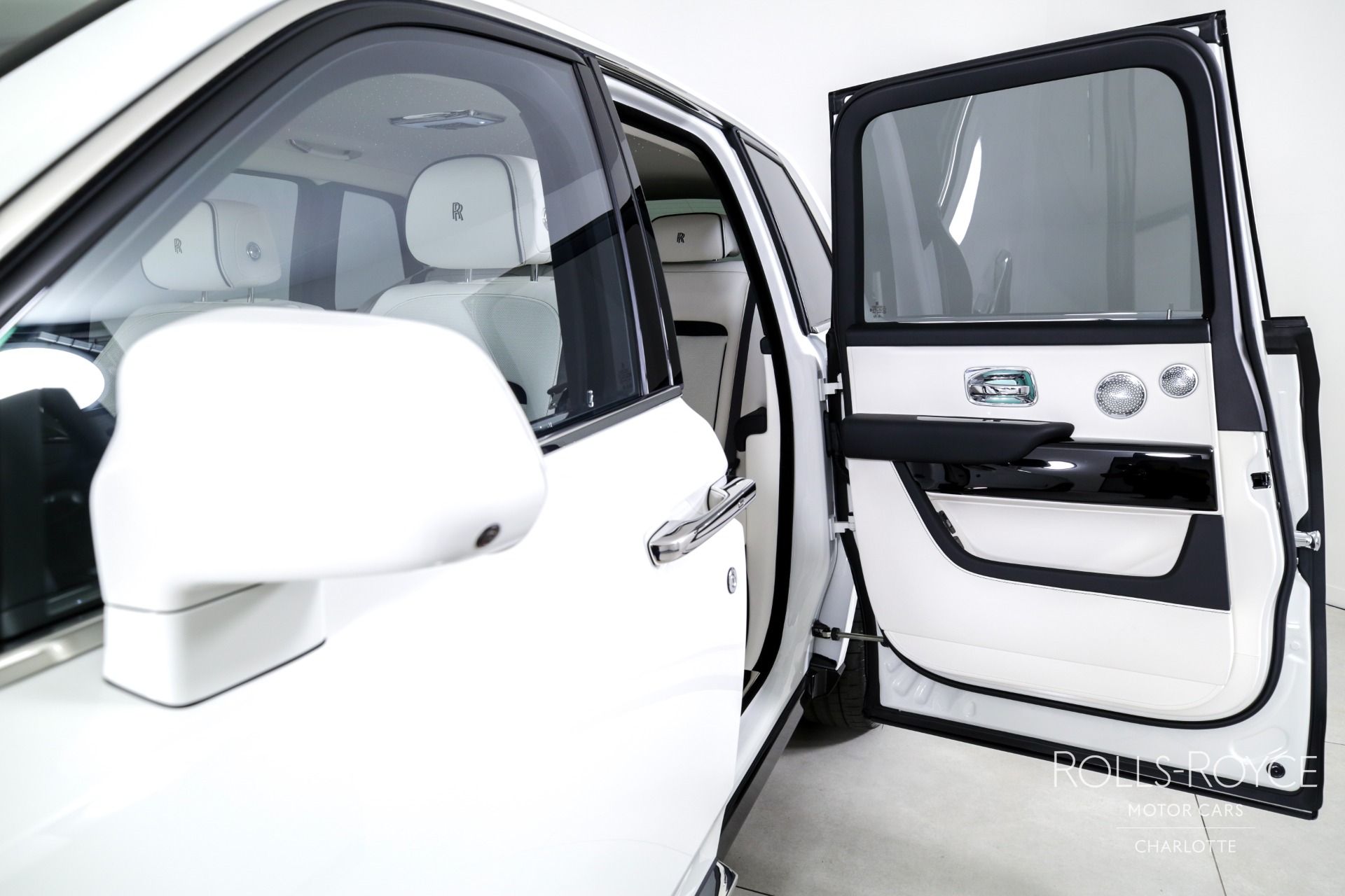 New 2025 Rolls-Royce Cullinan | Charlotte, NC
