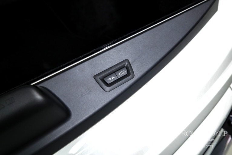 Used-2025-Rolls-Royce-Cullinan