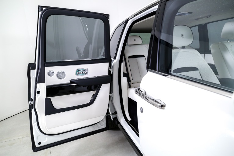 New-2025-Rolls-Royce-Cullinan