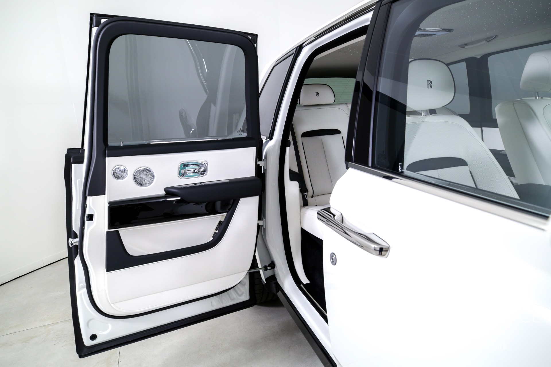 New 2025 Rolls-Royce Cullinan | Charlotte, NC
