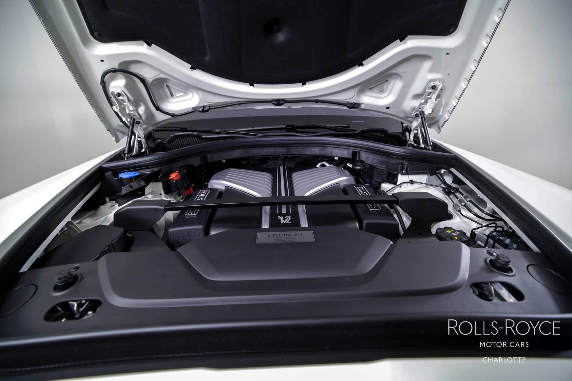New 2025 Rolls-Royce Cullinan | Charlotte, NC