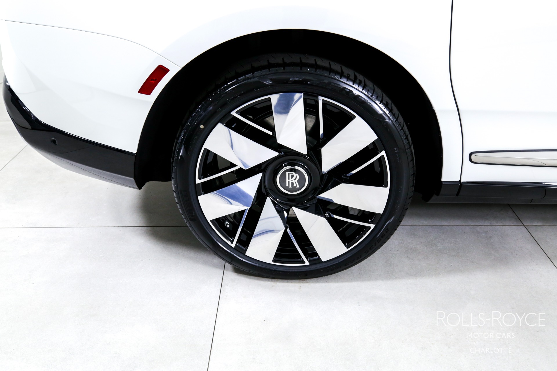New 2025 Rolls-Royce Cullinan | Charlotte, NC